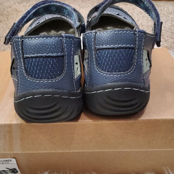 JBU BY JAMBU Women's Mary Jane Wildflower Shoes in Denim Blue - Picture 5 of 8